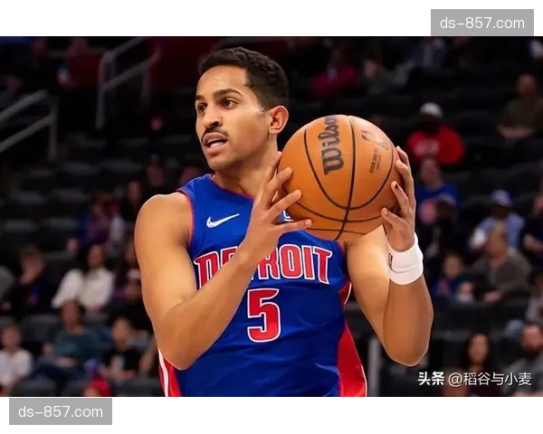 宁波防守层次感缺失 杰克逊辛普森后场防守压力过大 宁波防守层次感缺失 杰克逊辛普森后场防守压力过大